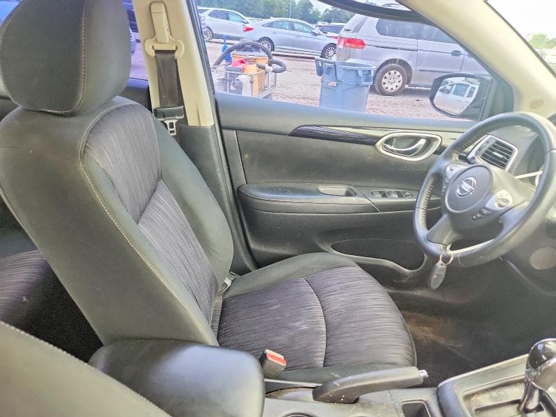 2019 NISSAN SENTRA SV 7