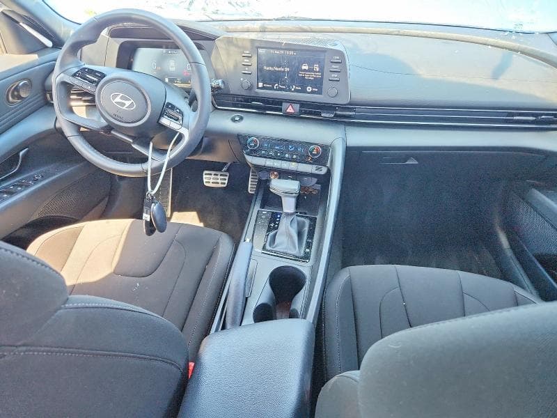 2025 HYUNDAI ELANTRA SEL SPORT 8