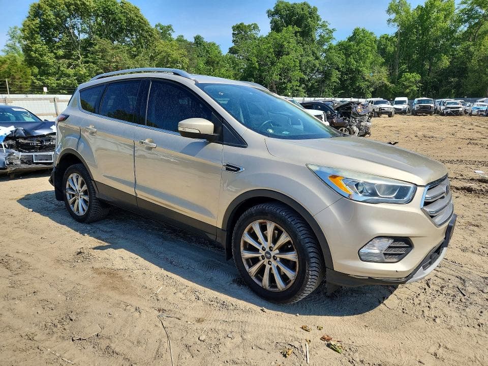 2017 FORD ESCAPE TITANIUM 4