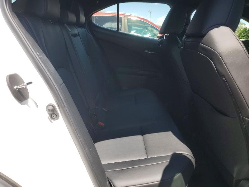 2021 LEXUS UX 250H 10