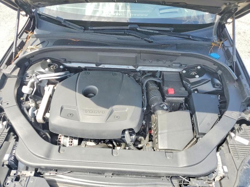 2018 VOLVO XC60 T6 12