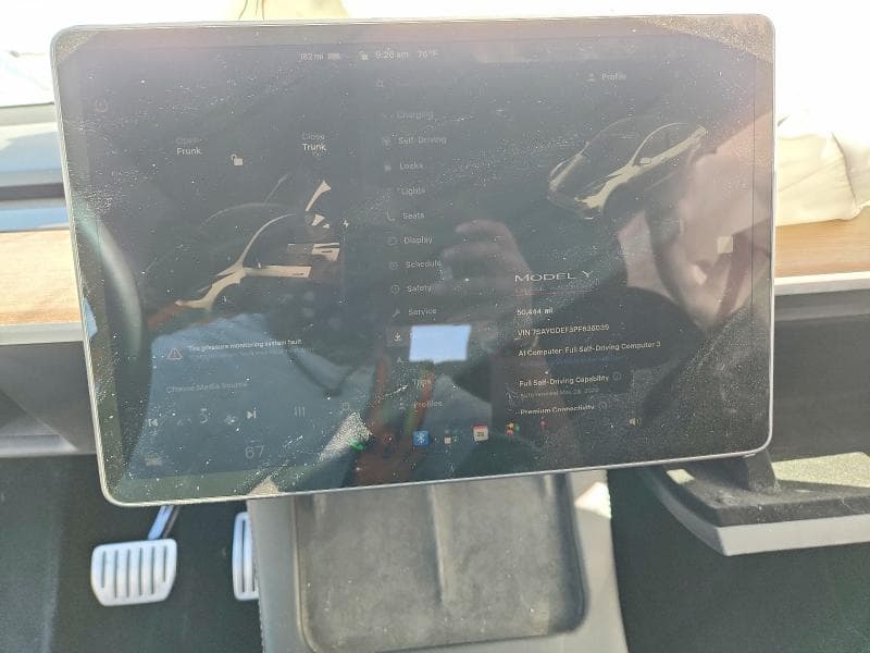 2023 TESLA MODEL Y 9