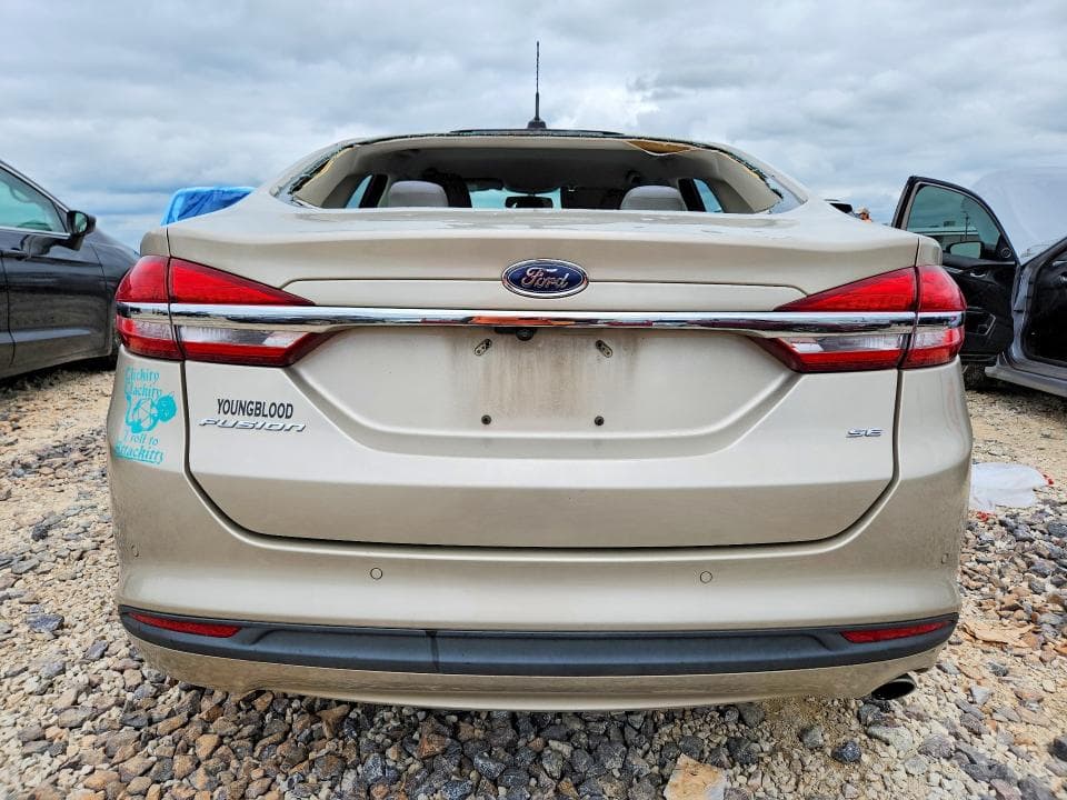 2017 FORD FUSION SE 6