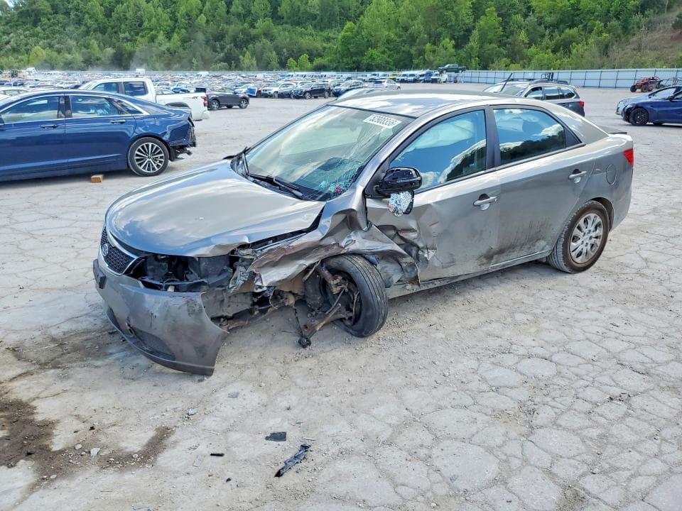 2013 KIA FORTE