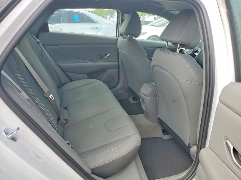 2025 HYUNDAI ELANTRA SEL SPORT 10