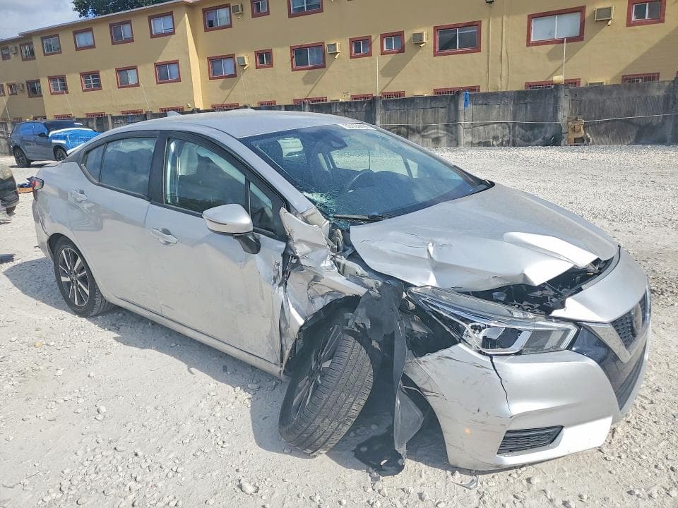 2021 NISSAN VERSA SV 4
