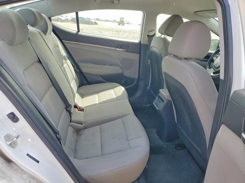 2017 HYUNDAI ELANTRA SE 10