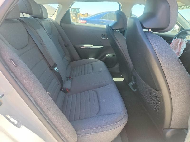 2025 KIA K4 EX 10