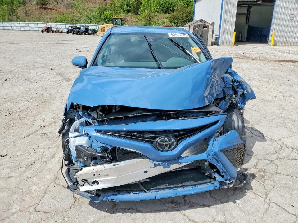 2024 TOYOTA CAMRY SE 5