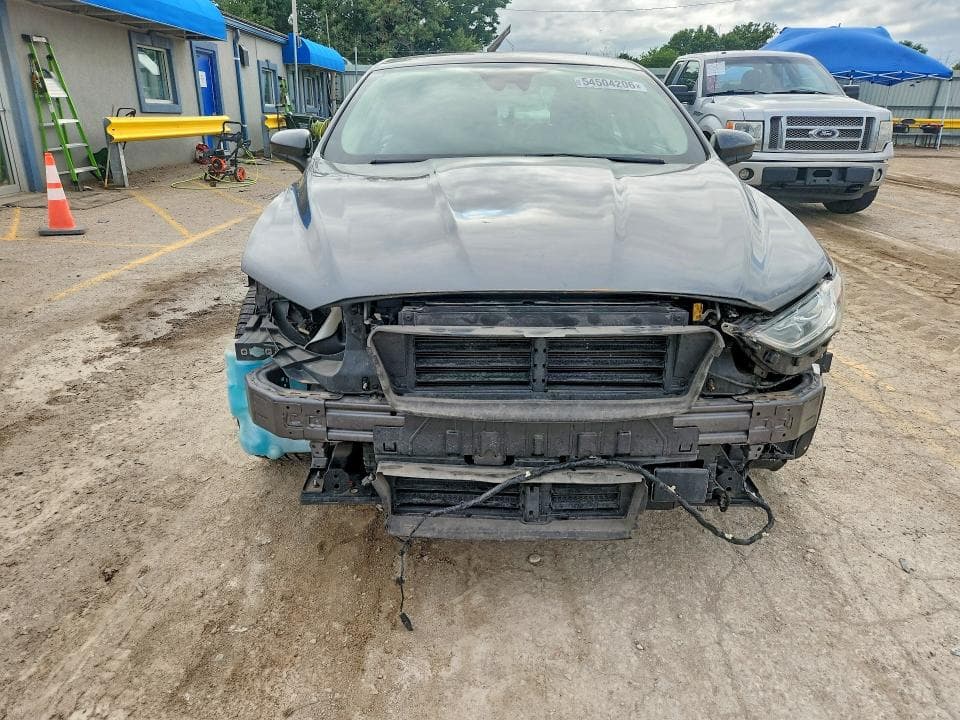 2019 FORD FUSION SE 5