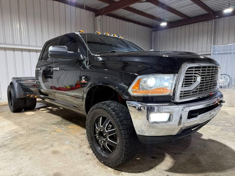 2016 RAM 3500 LARAMIE - 1