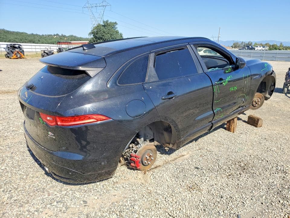 2018 JAGUAR F-PACE S 3