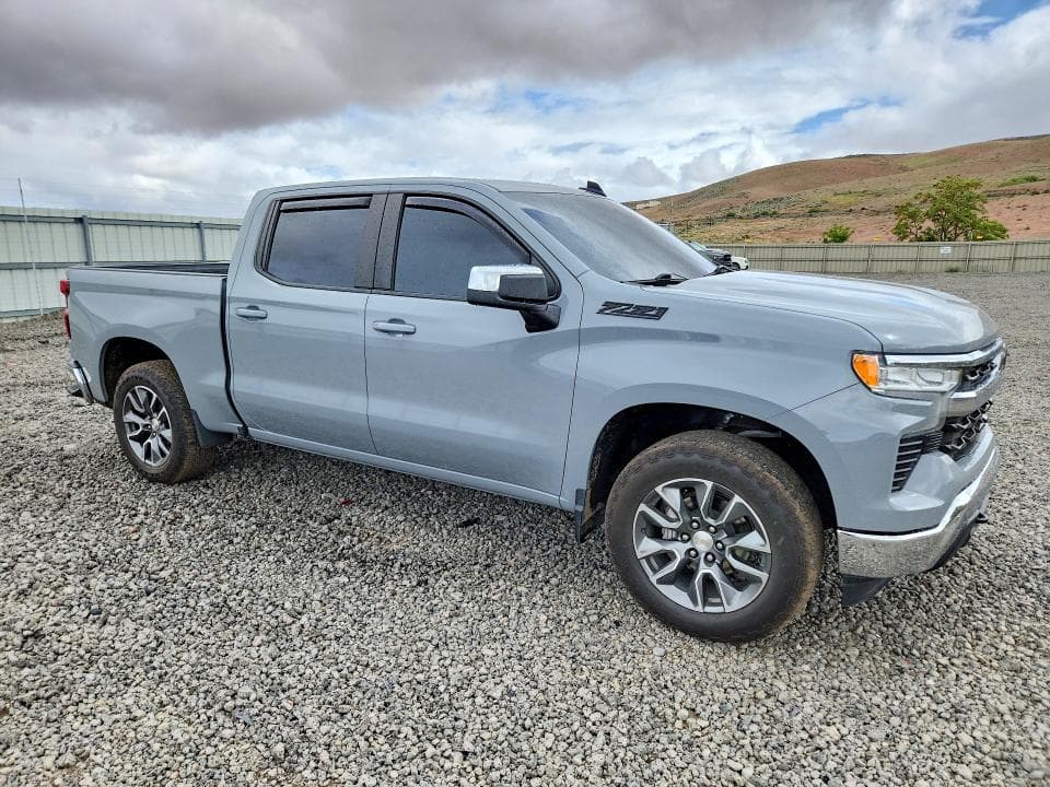 2024 CHEVROLET SILVERADO K1500 LT 4