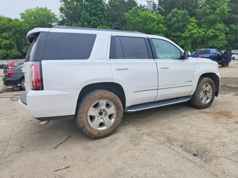 2017 GMC YUKON SLT 3