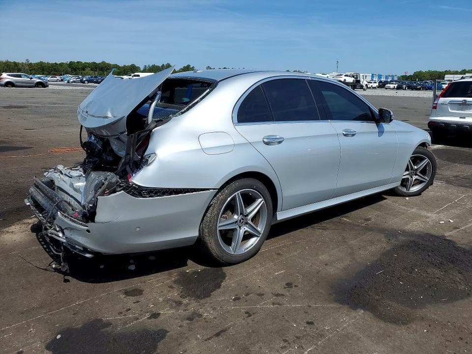 2019 MERCEDES-BENZ E 300 300 3