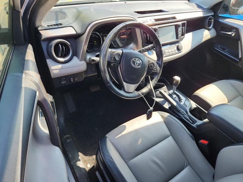 2017 TOYOTA RAV4 HV LIMITED 8