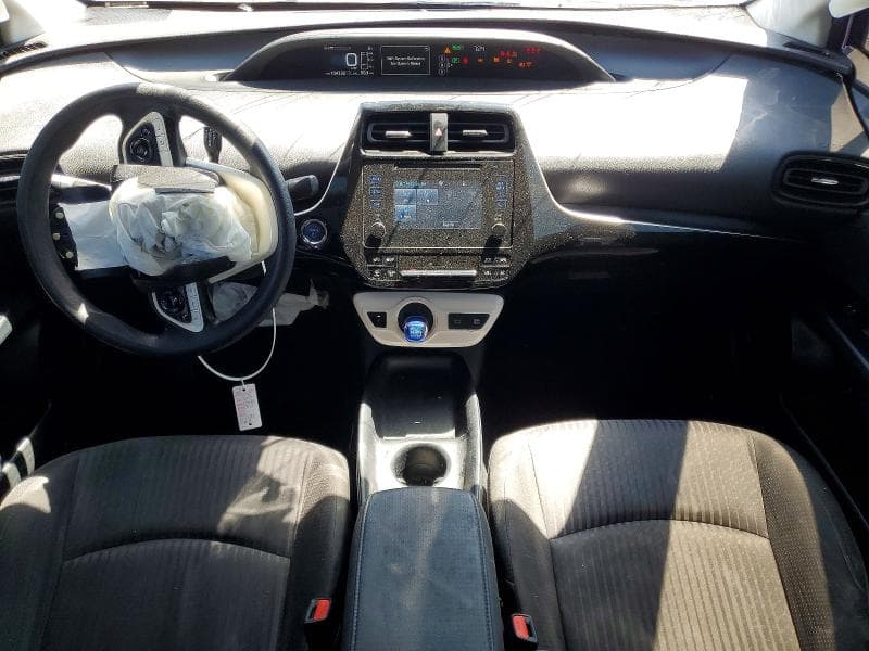2017 TOYOTA PRIUS ONE 8