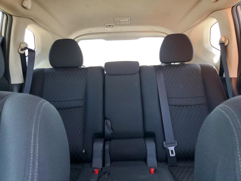 2019 NISSAN ROGUE SV 10
