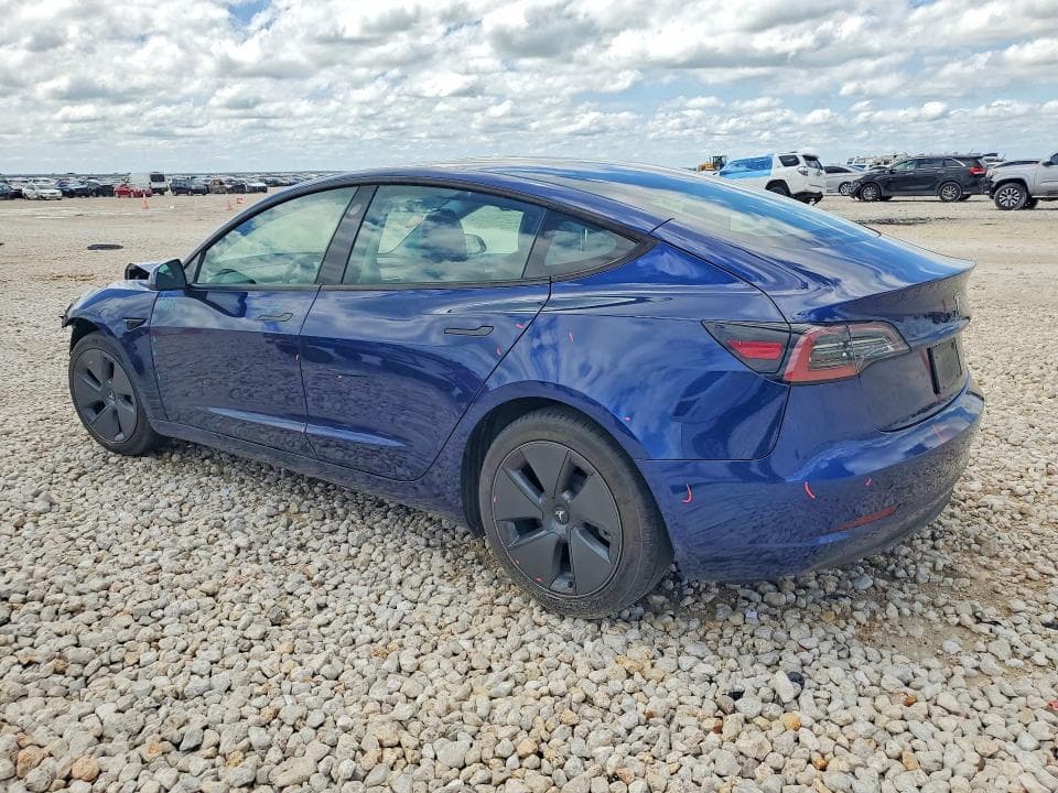 2022 TESLA MODEL 3 2