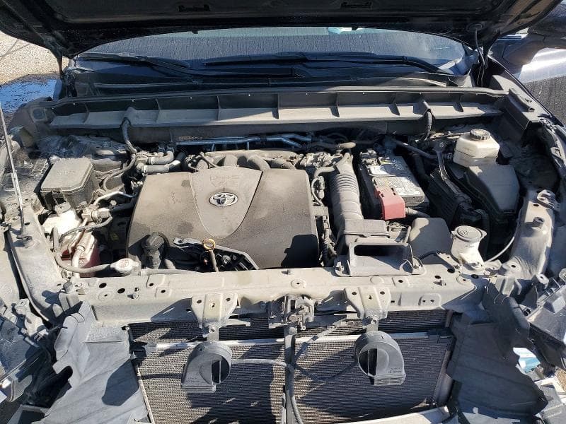 2022 TOYOTA HIGHLANDER LIMITED 12