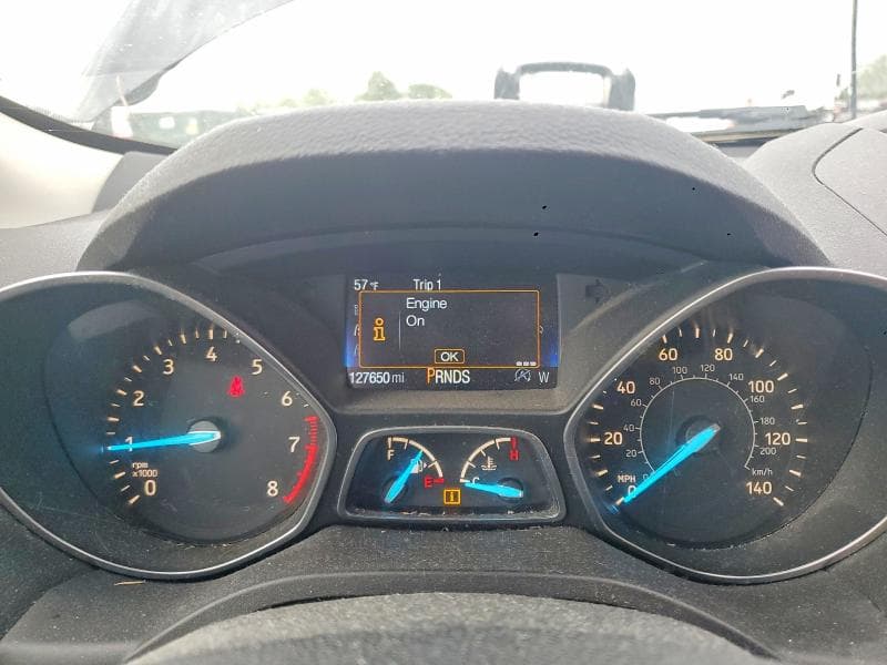 2017 FORD ESCAPE SE 9