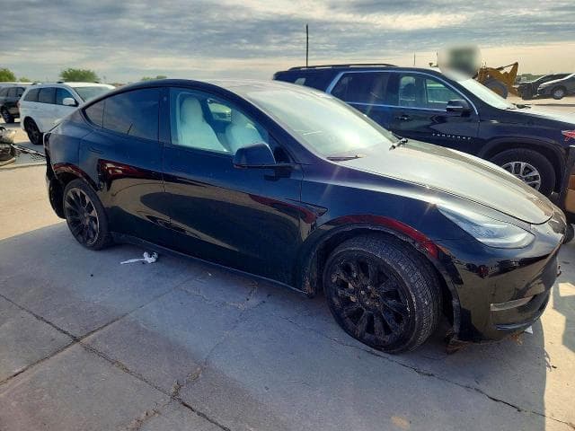 2022 TESLA MODEL Y 4