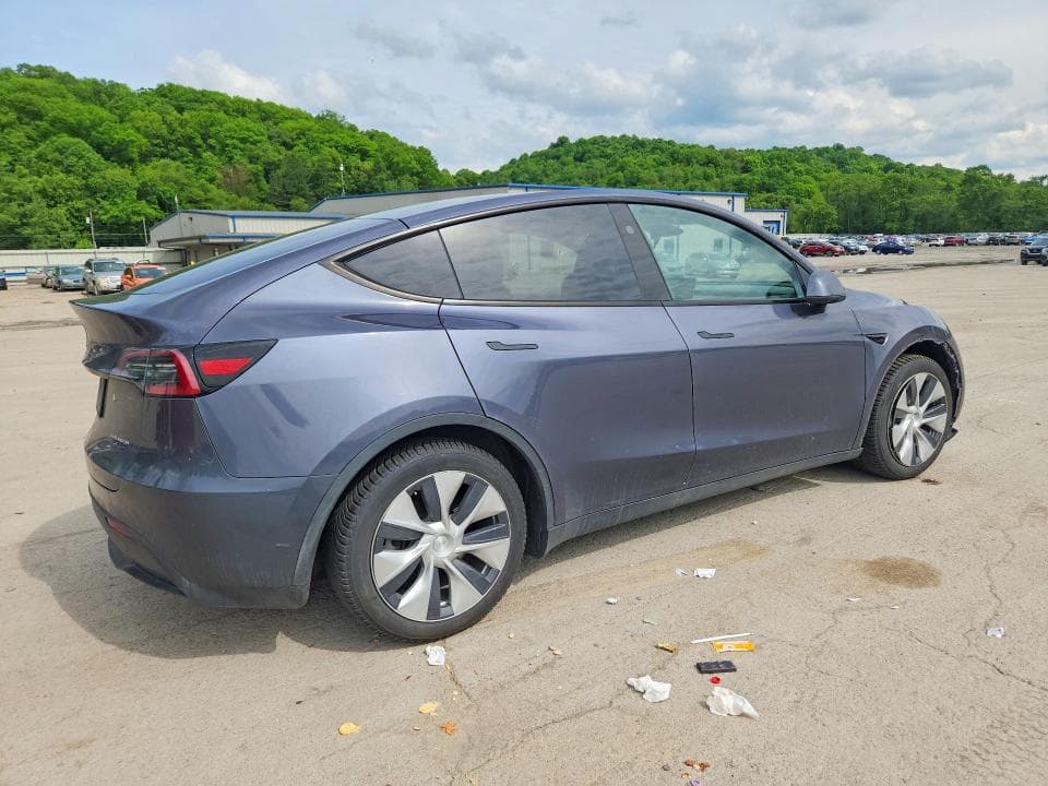 2023 TESLA MODEL Y 3