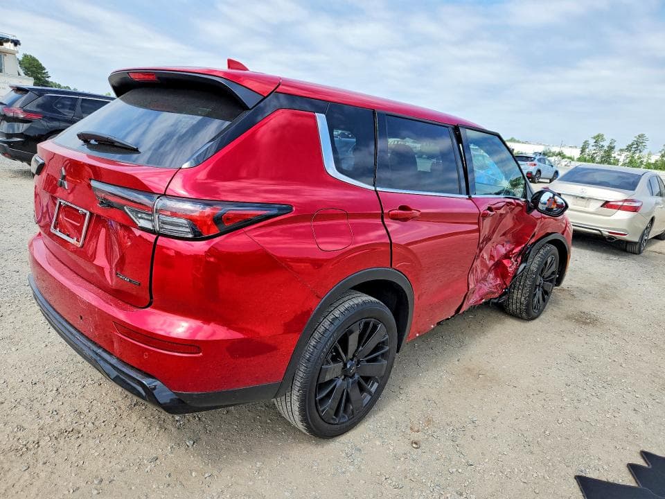 2026 MITSUBISHI OUTLANDER SE 3