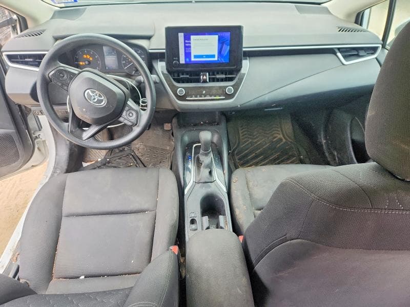 2024 TOYOTA COROLLA LE 8