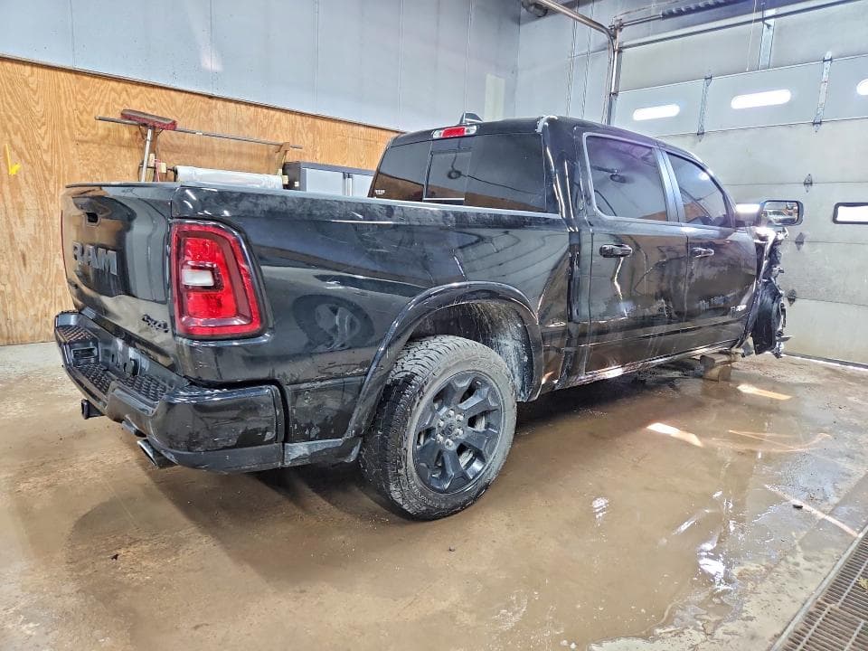 2025 RAM 1500 BIG HORN 3