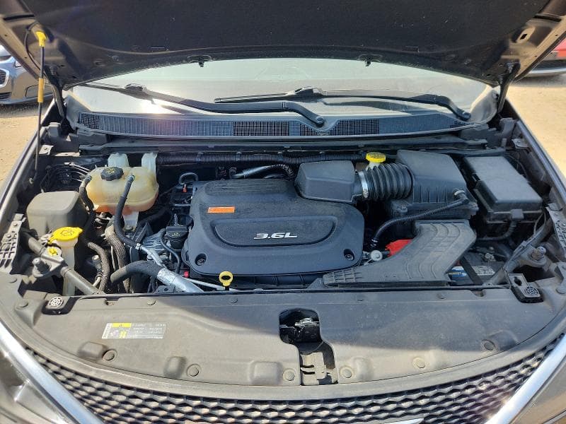 2017 CHRYSLER PACIFICA TOURING 12