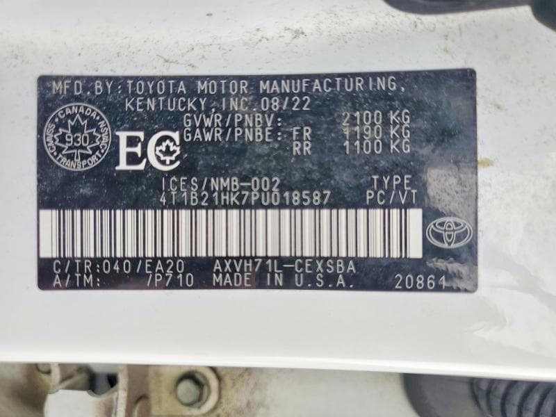 2023 TOYOTA CAMRY XLE 14