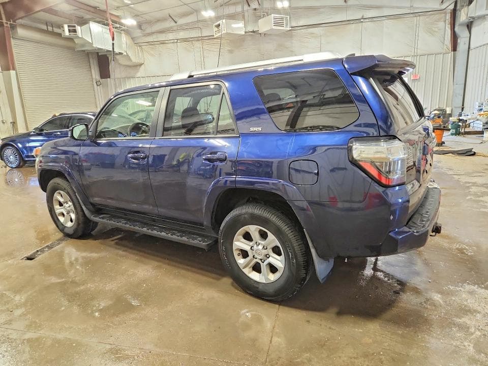 2018 TOYOTA 4RUNNER SR5 2