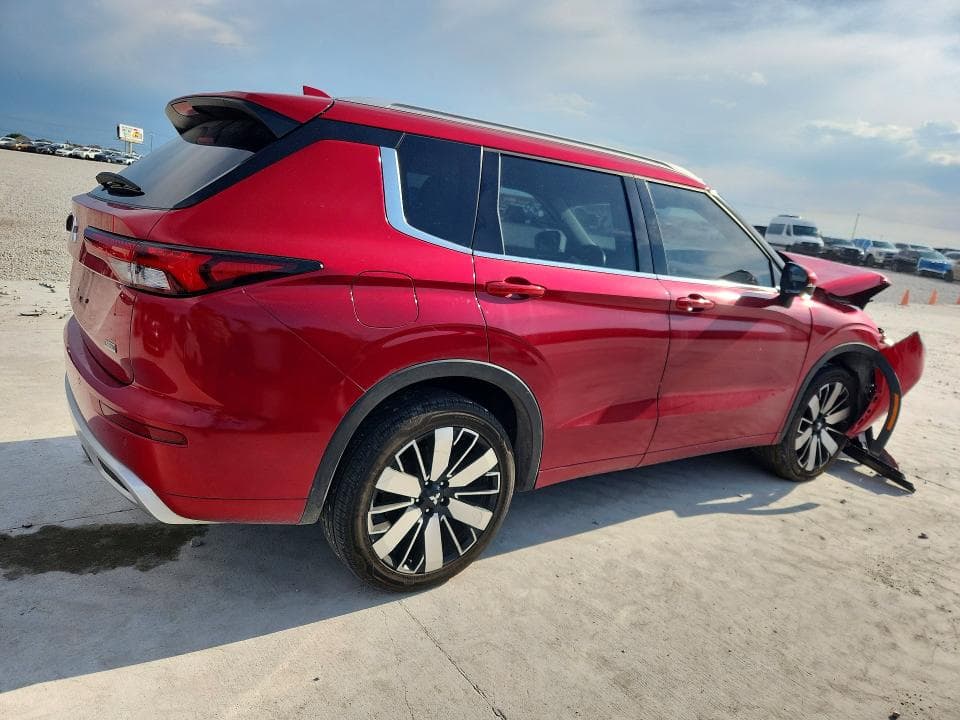 2022 MITSUBISHI OUTLANDER SEL 3