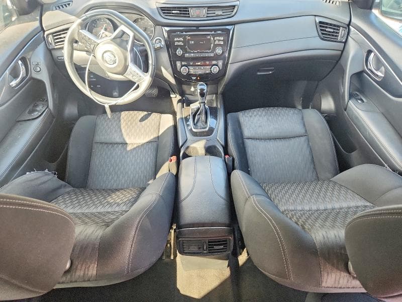 2017 NISSAN ROGUE SV 8