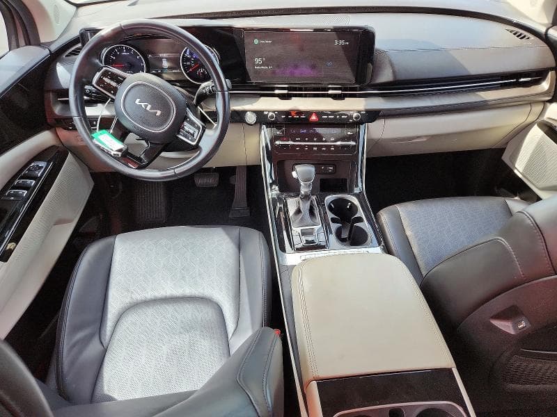 2022 KIA CARNIVAL EX 16