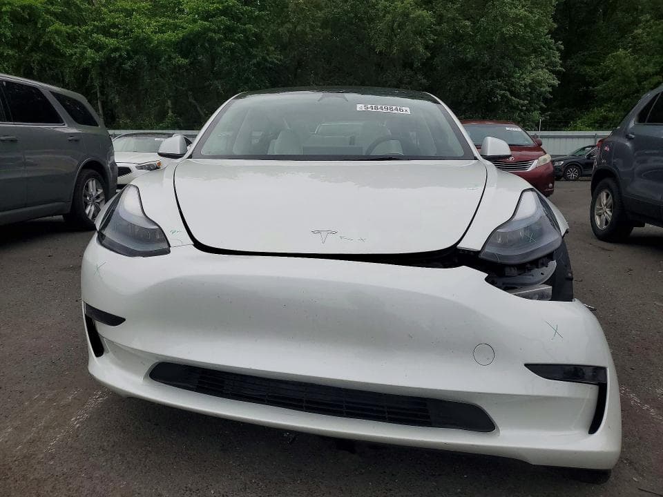 2023 TESLA MODEL 3 9