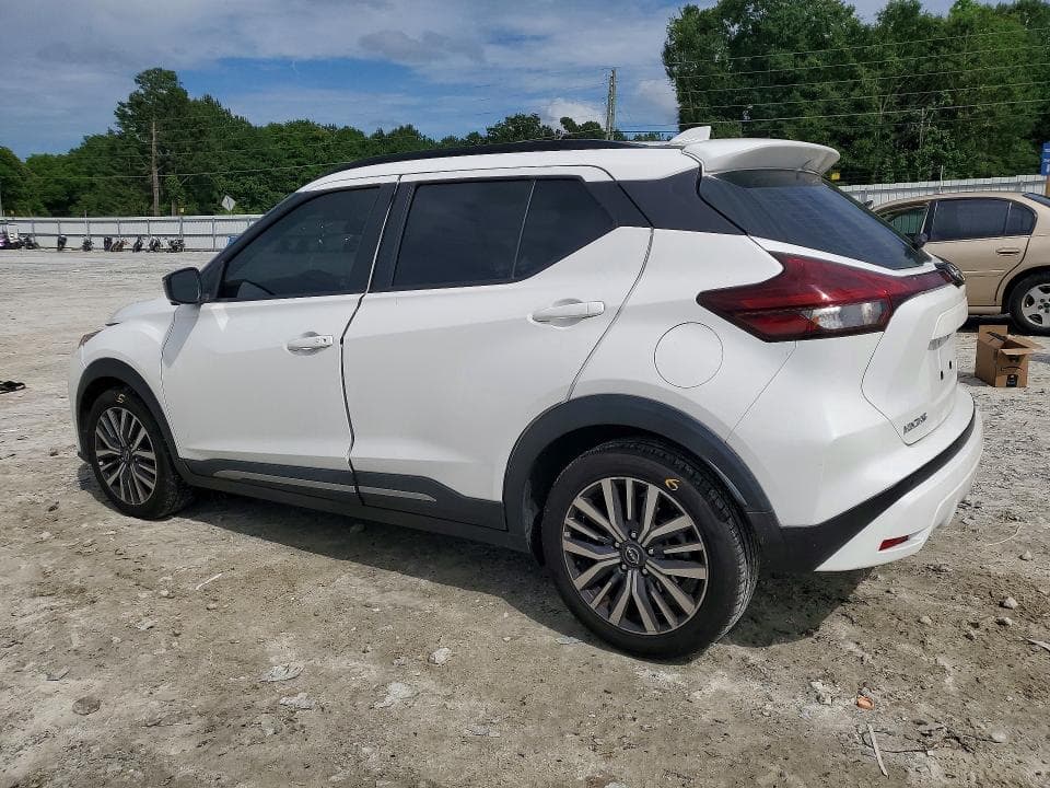 2022 NISSAN KICKS SR 2