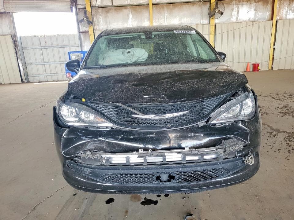 2022 CHRYSLER VOYAGER 5