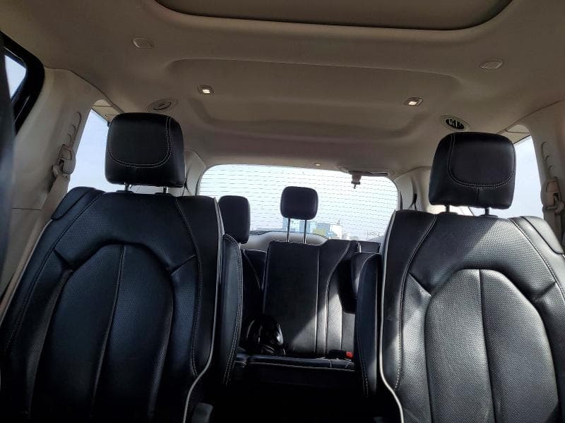 2022 CHRYSLER PACIFICA LIMITED 10