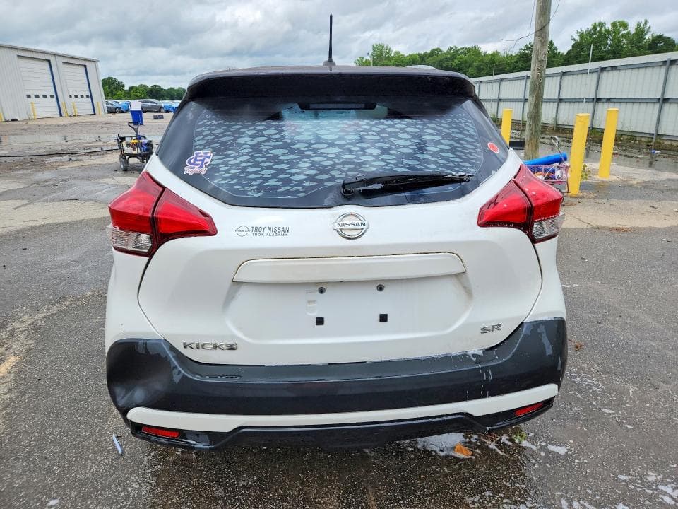 2019 NISSAN KICKS SR 6
