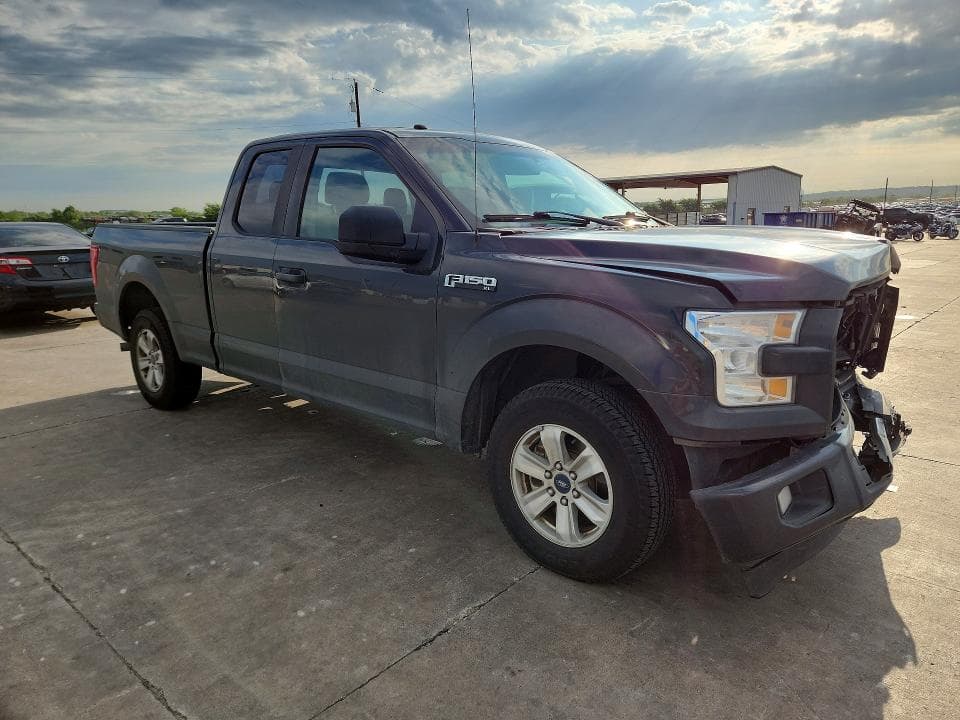 2017 FORD F150 SUPER CAB 4