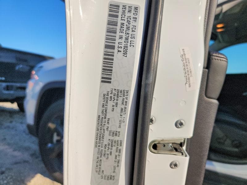 2021 JEEP CHEROKEE LATITUDE PLUS 12