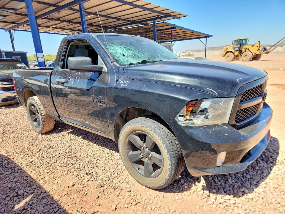 2019 RAM 1500 CLASSIC TRADESMAN 4