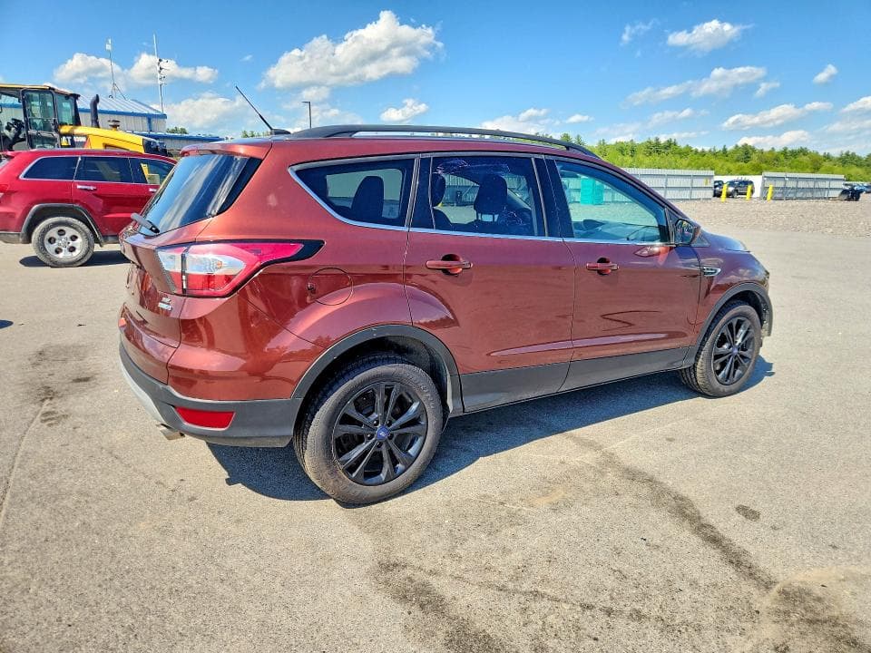 2018 FORD ESCAPE SE 3