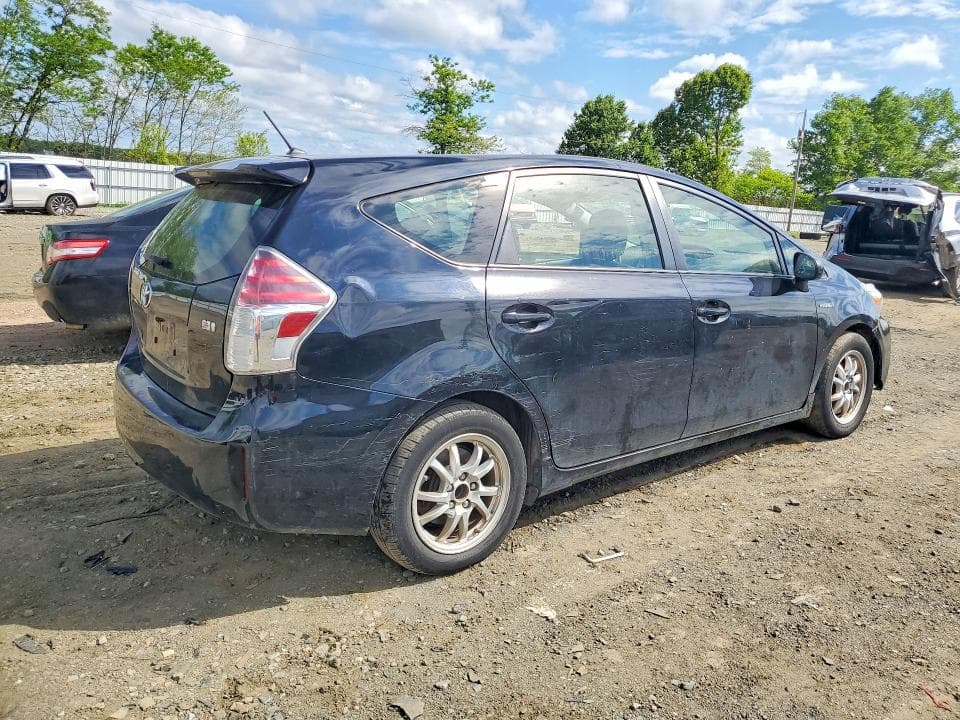 2017 TOYOTA PRIUS V TWO 3