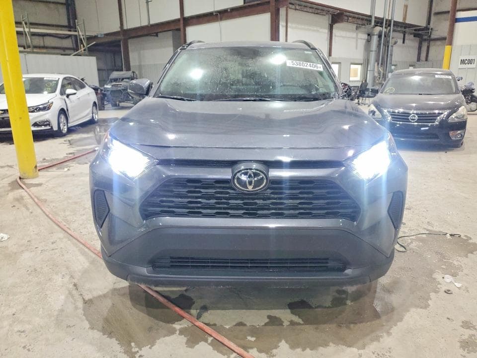 2025 TOYOTA RAV4 XLE 5