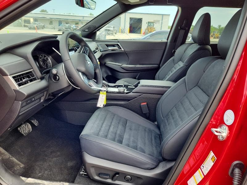 2026 MITSUBISHI OUTLANDER SE 7