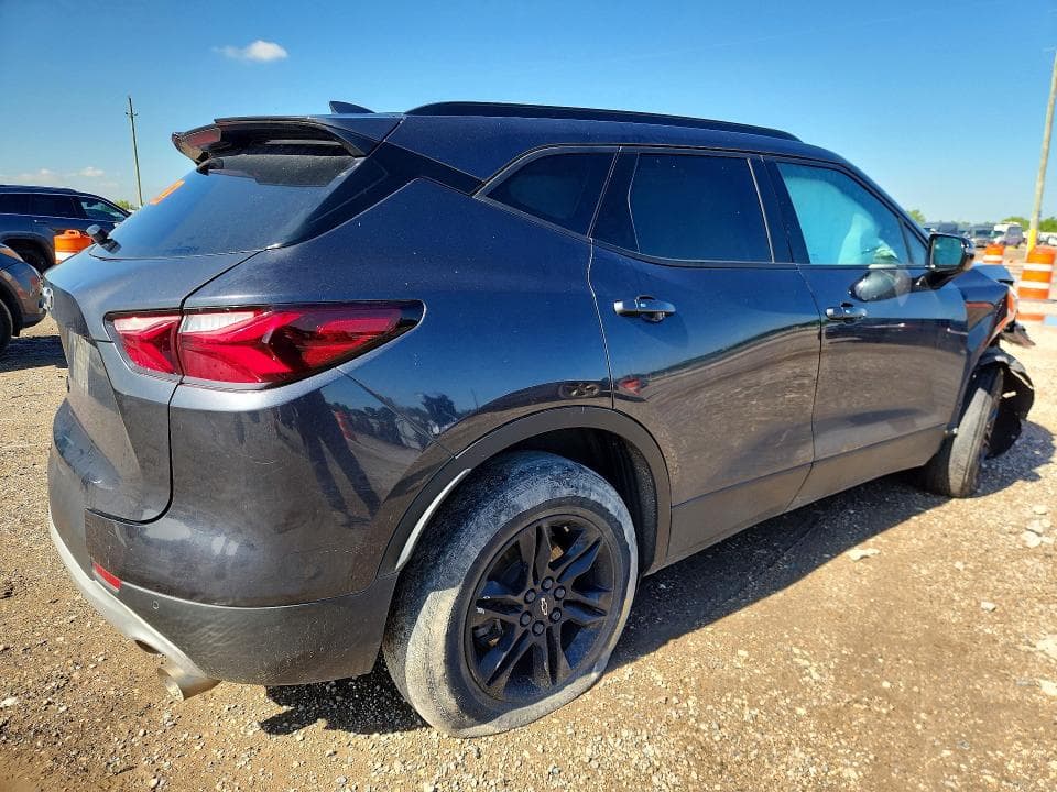 2021 CHEVROLET BLAZER 2LT 3
