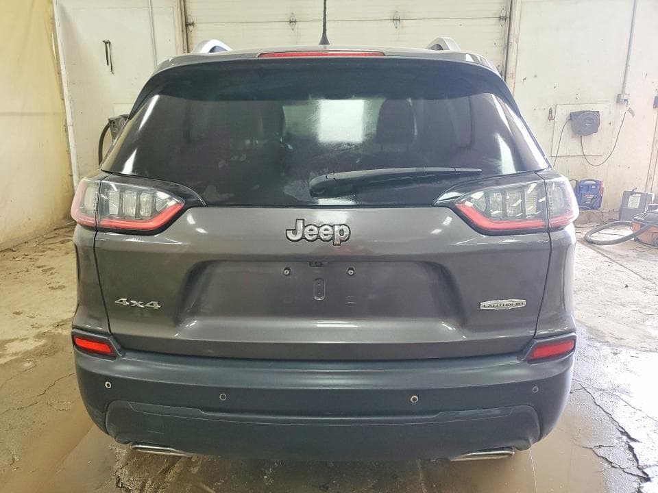 2021 JEEP CHEROKEE LATITUDE LUX 11